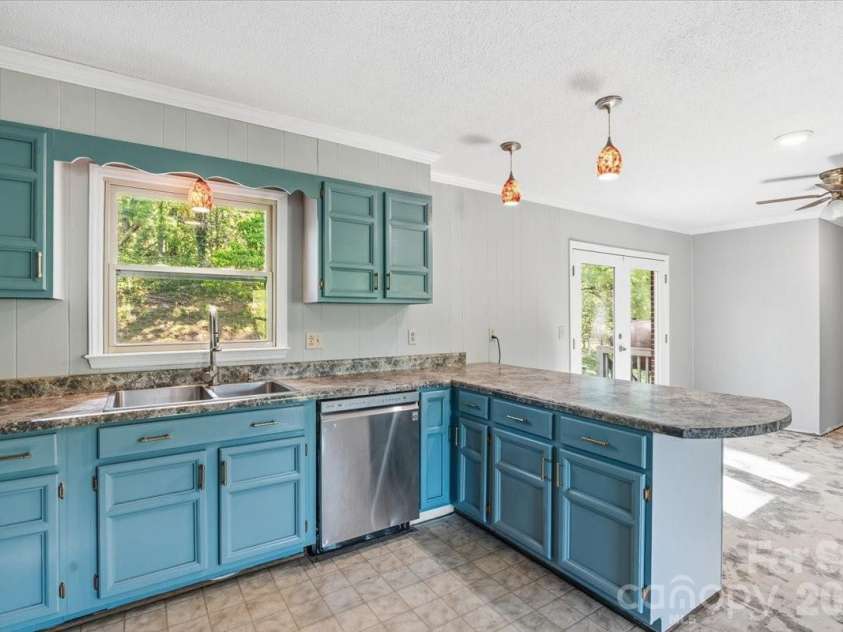 14 Jack Sullins Road, Spruce Pine, NC 28777.  MLS# CAR4380242, YatesRealty ID 24833. 