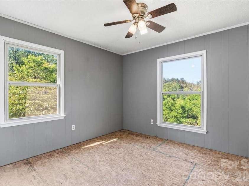 14 Jack Sullins Road, Spruce Pine, NC 28777.  MLS# CAR4380242, YatesRealty ID 24833. 