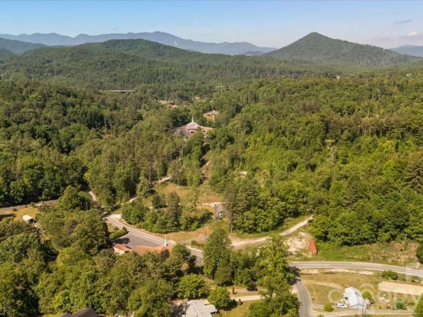 14 Jack Sullins Road, Spruce Pine, NC 28777.  MLS# CAR4380242, YatesRealty ID 24833. 