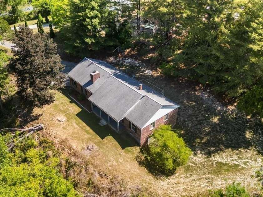14 Jack Sullins Road, Spruce Pine, NC 28777.  MLS# CAR4380242, YatesRealty ID 24833. 