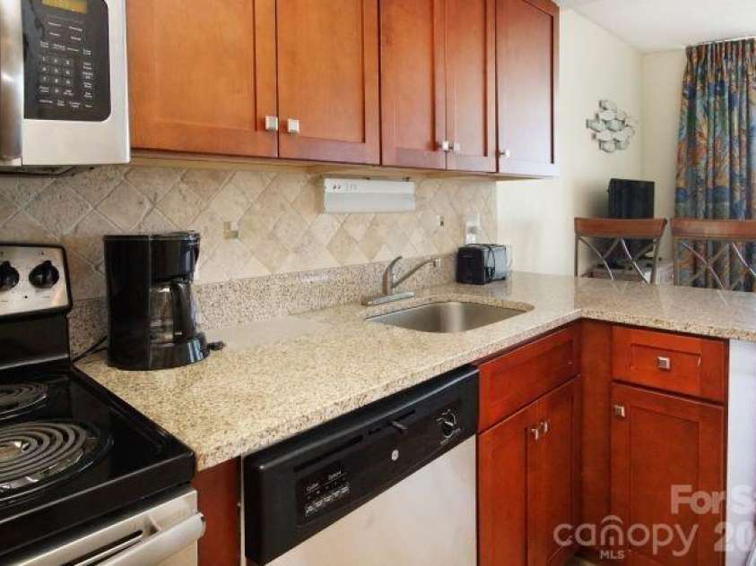 161 Seawatch Drive, Myrtle Beach, SC 29572.  MLS# CAR4385626, YatesRealty ID 24834. 