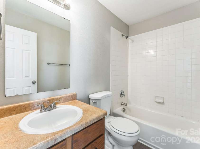 673 Shellbark Drive, Concord, NC 28025.  MLS# CAR4264704, YatesRealty ID 24835. 