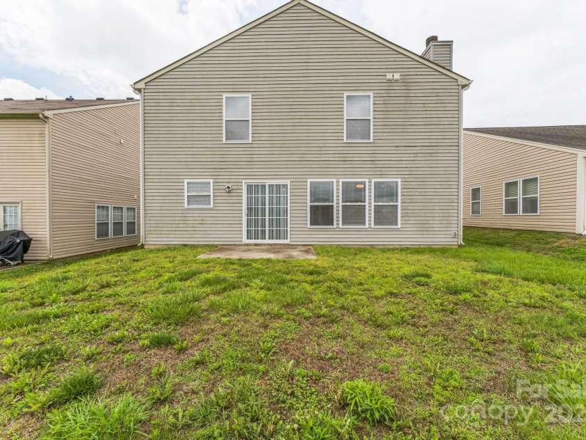 673 Shellbark Drive, Concord, NC 28025.  MLS# CAR4264704, YatesRealty ID 24835. 