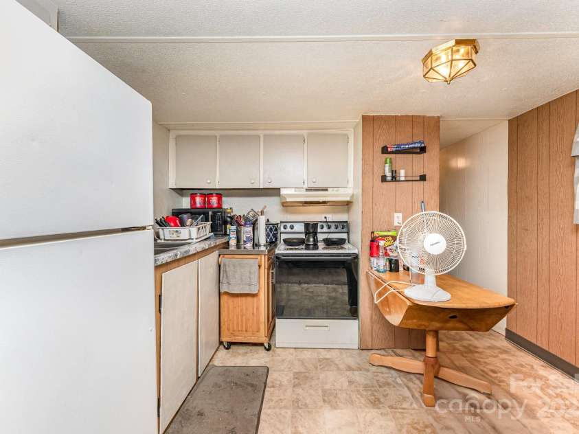 5239 Lineberger Road, Stanley, NC 28164.  MLS# CAR4268968, YatesRealty ID 24836. 