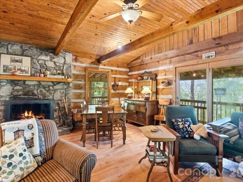 524 McDaris Loop Drive, Mars Hill, NC 28754.  MLS# CAR4380210, YatesRealty ID 24837. 