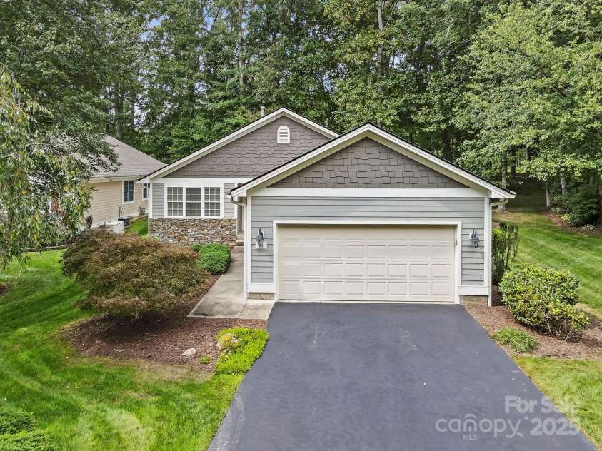 241 Fairway View Drive, Etowah, NC 28729.  MLS# CAR4304614, YatesRealty ID 2484. Ease of entry