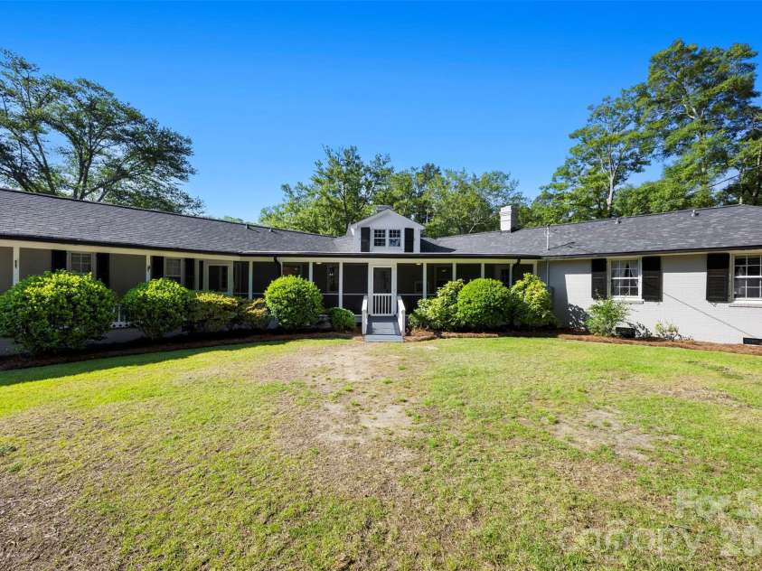 1314 Park Lane, Gastonia, NC 28052.  MLS# CAR4379473, YatesRealty ID 24841. 
