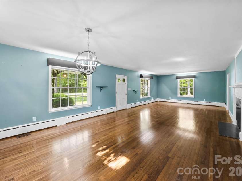 1314 Park Lane, Gastonia, NC 28052.  MLS# CAR4379473, YatesRealty ID 24841. 