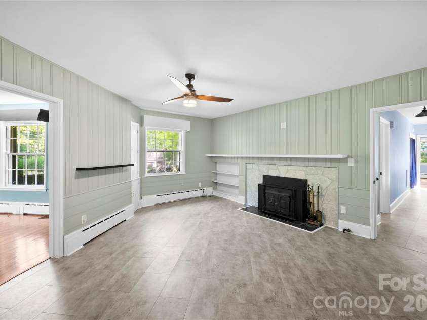 1314 Park Lane, Gastonia, NC 28052.  MLS# CAR4379473, YatesRealty ID 24841. 