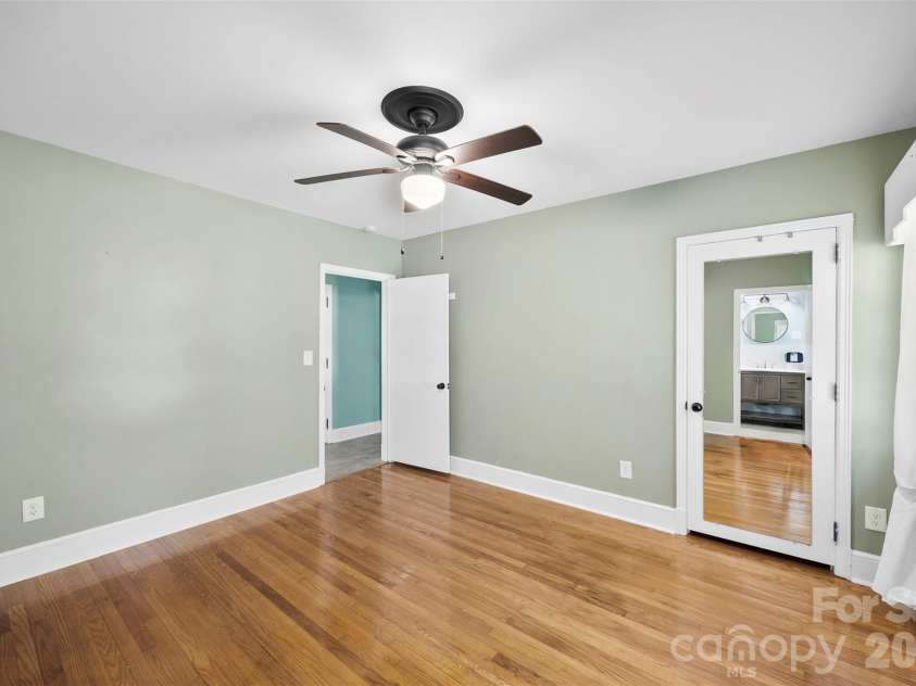 1314 Park Lane, Gastonia, NC 28052.  MLS# CAR4379473, YatesRealty ID 24841. 