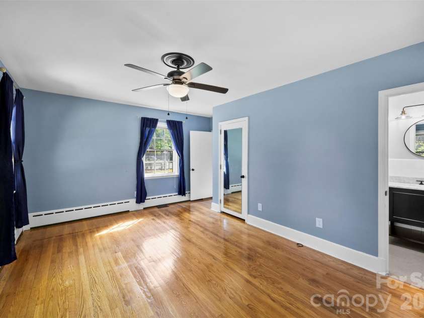 1314 Park Lane, Gastonia, NC 28052.  MLS# CAR4379473, YatesRealty ID 24841. 
