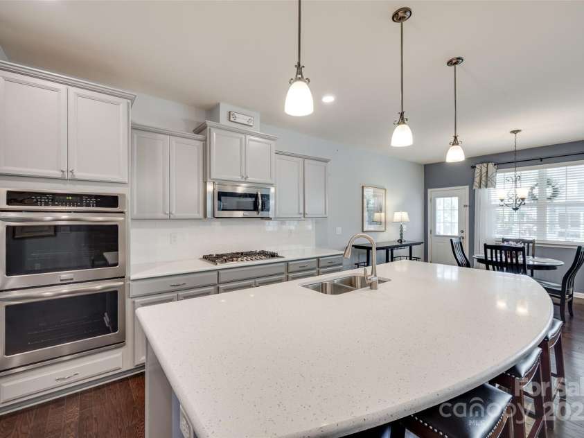 230 Yale Place, Fort Mill, SC 29707.  MLS# CAR4269084, YatesRealty ID 24841. 