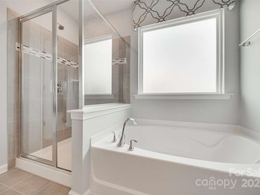 230 Yale Place, Fort Mill, SC 29707.  MLS# CAR4269084, YatesRealty ID 24841. 