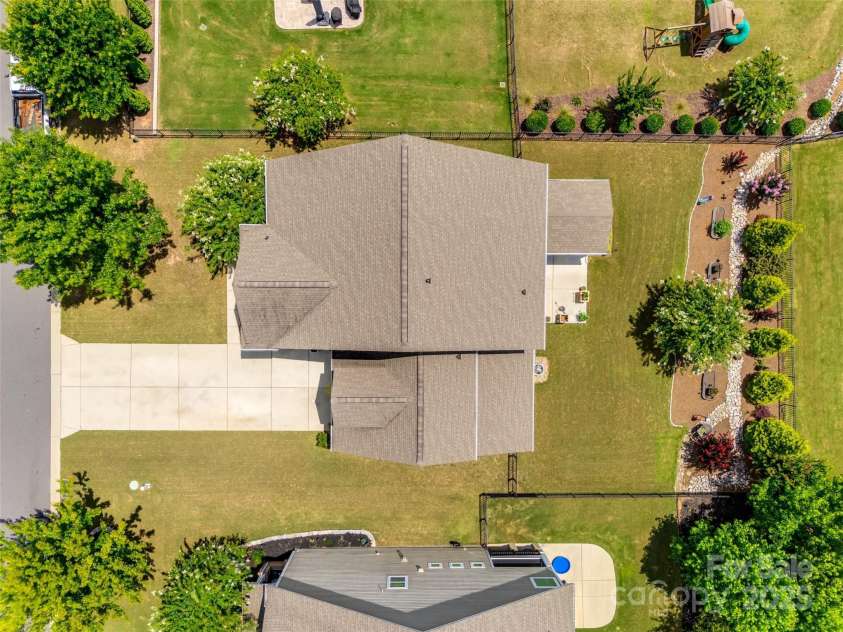 230 Yale Place, Fort Mill, SC 29707.  MLS# CAR4269084, YatesRealty ID 24841. 