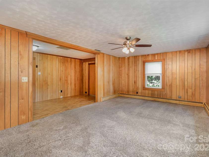 300 Caldwell Street, Kannapolis, NC 28083.  MLS# CAR4261205, YatesRealty ID 24842. 