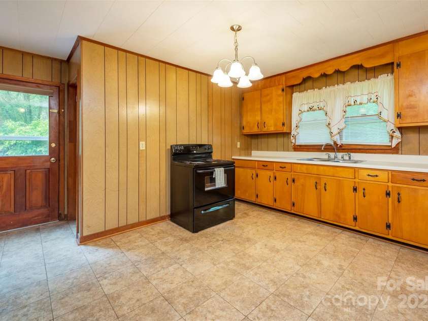 1788 Blue Rock Road, Burnsville, NC 28714.  MLS# CAR4263803, YatesRealty ID 24843. 