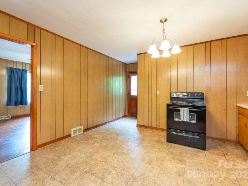 1788 Blue Rock Road, Burnsville, NC 28714.  MLS# CAR4263803, YatesRealty ID 24843. 