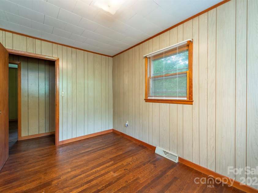 1788 Blue Rock Road, Burnsville, NC 28714.  MLS# CAR4263803, YatesRealty ID 24843. 