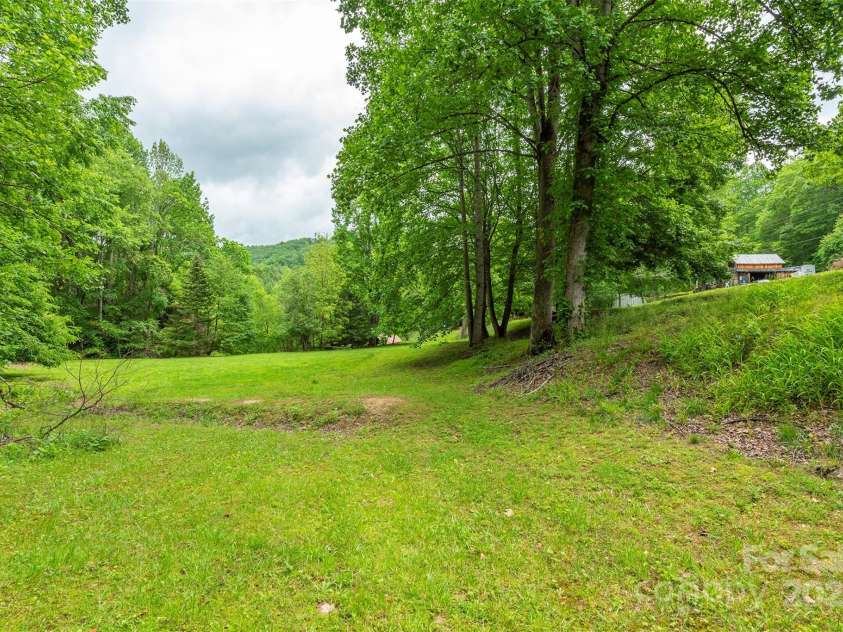 1788 Blue Rock Road, Burnsville, NC 28714.  MLS# CAR4263803, YatesRealty ID 24843. 