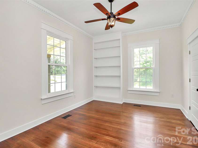 604 Ferguson Ridge Road, Gastonia, NC 28052.  MLS# CAR4374772, YatesRealty ID 24844. Home Office/ flex room