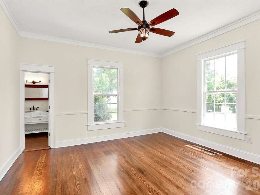 604 Ferguson Ridge Road, Gastonia, NC 28052.  MLS# CAR4374772, YatesRealty ID 24844. Master bedroom on main level