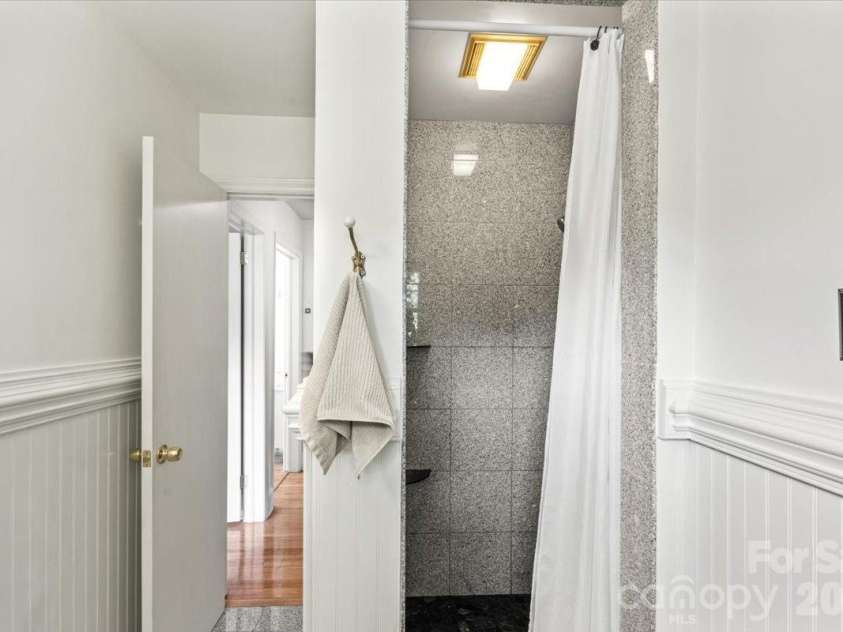 1745 Wensley Drive, Charlotte, NC 28210.  MLS# CAR4374719, YatesRealty ID 24845. 