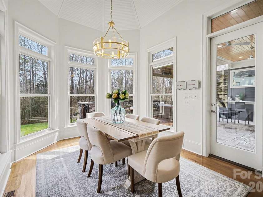 401 Wingfoot Drive, Waxhaw, NC 28173.  MLS# CAR4350790, YatesRealty ID 24847. 