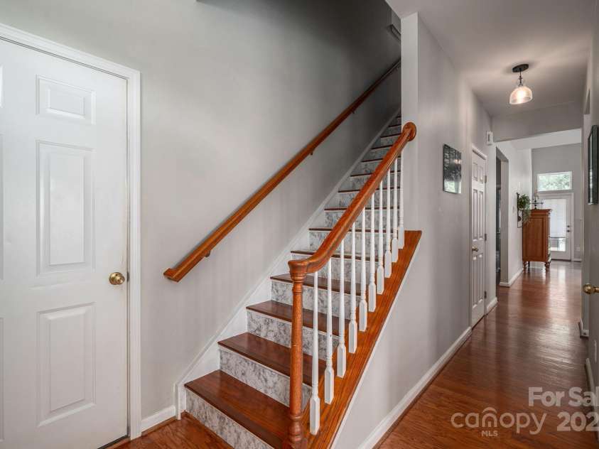 1648 Backcreek Lane, Gastonia, NC 28054.  MLS# CAR4277514, YatesRealty ID 24849. 