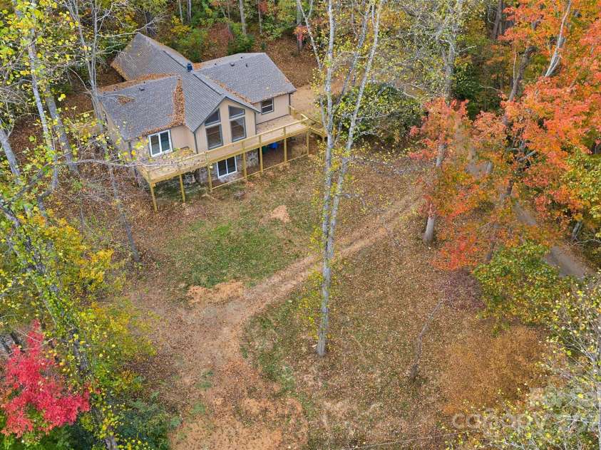 201 Cedarview Drive, Asheville, NC 28803.  MLS# CAR4315689, YatesRealty ID 24849. 