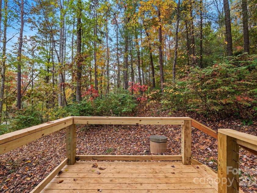 201 Cedarview Drive, Asheville, NC 28803.  MLS# CAR4315689, YatesRealty ID 24849. 