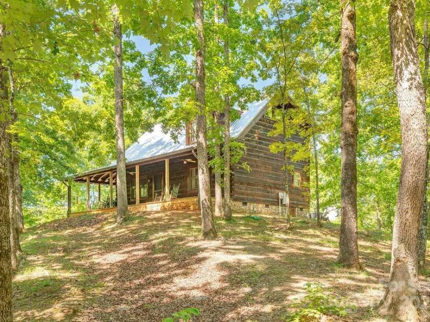145 Mountain Forest Drive, Union Mills, NC 28167.  MLS# CAR4237346, YatesRealty ID 2485. 