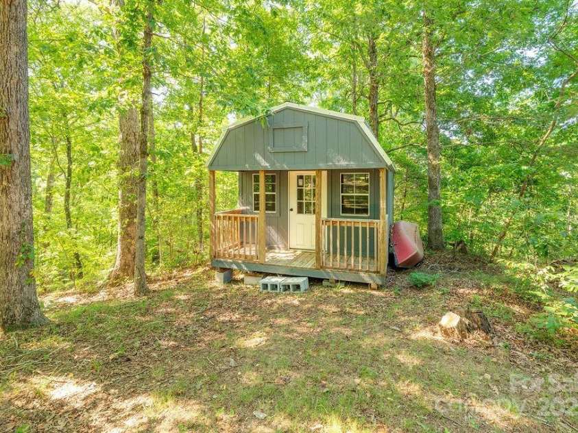 145 Mountain Forest Drive, Union Mills, NC 28167.  MLS# CAR4237346, YatesRealty ID 2485. 