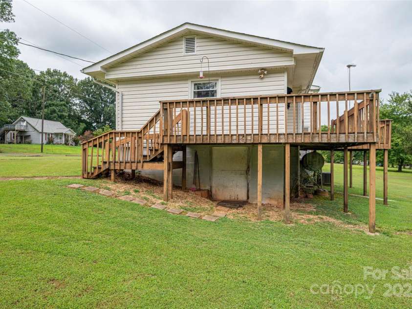 2320 Claremont Road, Newton, NC 28658.  MLS# CAR4287008, YatesRealty ID 2485. 