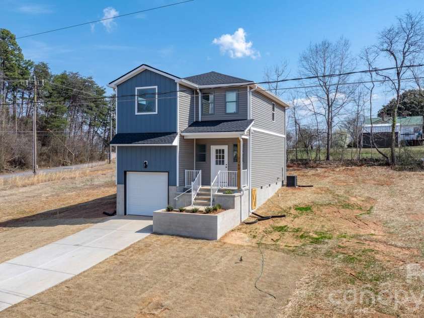 2360 Edna Street, Catawba, NC 28609.  MLS# CAR4356072, YatesRealty ID 24851. 