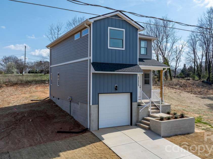 2360 Edna Street, Catawba, NC 28609.  MLS# CAR4356072, YatesRealty ID 24851. 