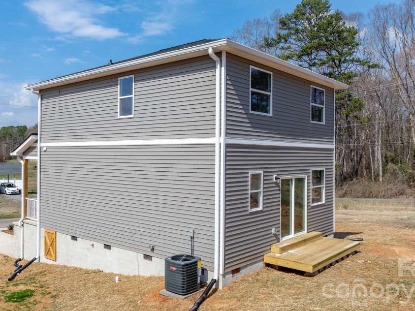 2360 Edna Street, Catawba, NC 28609.  MLS# CAR4356072, YatesRealty ID 24851. 