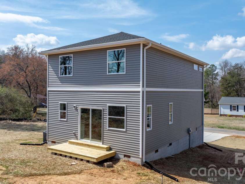 2360 Edna Street, Catawba, NC 28609.  MLS# CAR4356072, YatesRealty ID 24851. 
