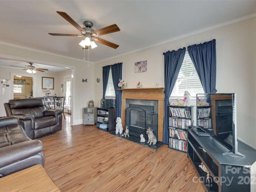 220 Tomberlin Road, Mount Holly, NC 28120.  MLS# CAR4247206, YatesRealty ID 24852. 