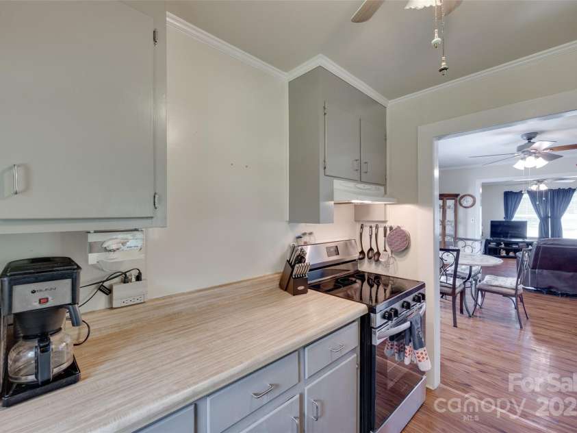 220 Tomberlin Road, Mount Holly, NC 28120.  MLS# CAR4247206, YatesRealty ID 24852. 