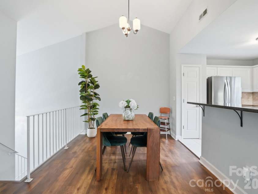 9026 Saint Pierre Lane, Charlotte, NC 28277.  MLS# CAR4381576, YatesRealty ID 24852. Dining Area