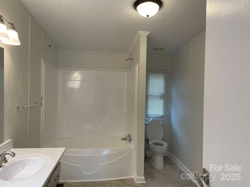 1201 Forest Ridge Road, Bessemer City, NC 28016.  MLS# CAR4267930, YatesRealty ID 24853. 