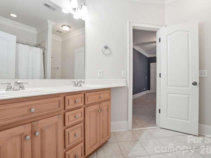 221 Whiterock Drive, Mount Holly, NC 28120.  MLS# CAR4374843, YatesRealty ID 24854. 4th full bathroom