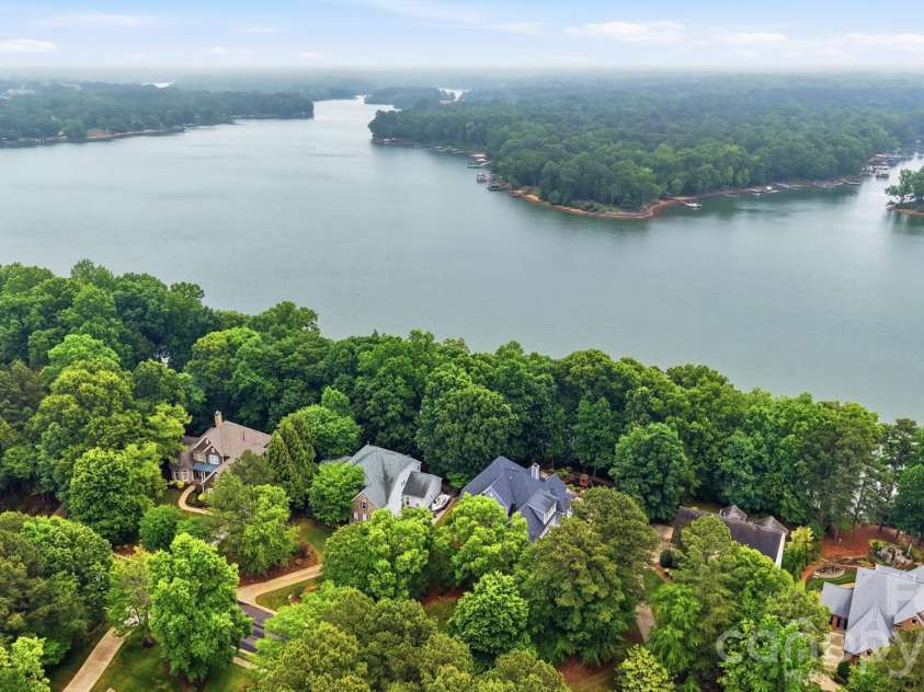 221 Whiterock Drive, Mount Holly, NC 28120.  MLS# CAR4374843, YatesRealty ID 24854. 