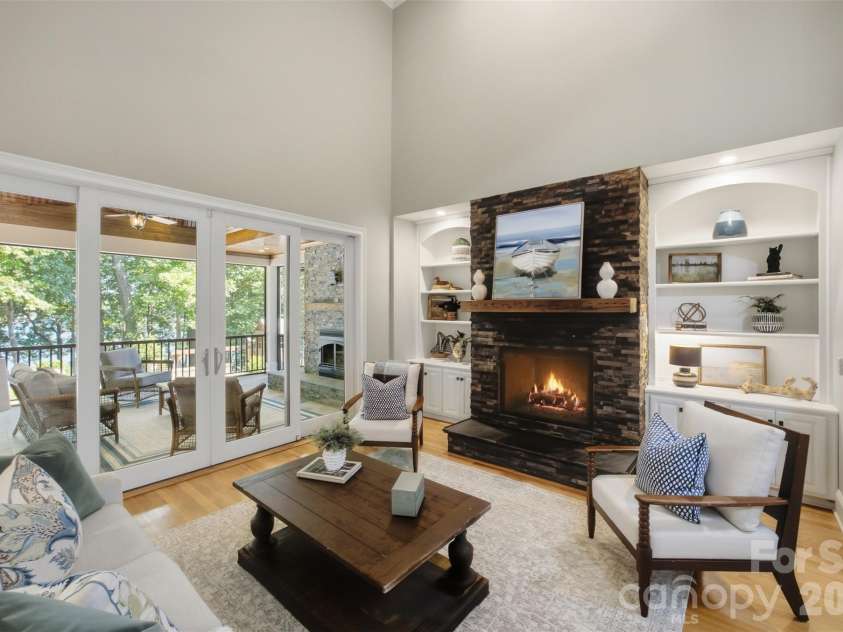 221 Whiterock Drive, Mount Holly, NC 28120.  MLS# CAR4374843, YatesRealty ID 24854. 