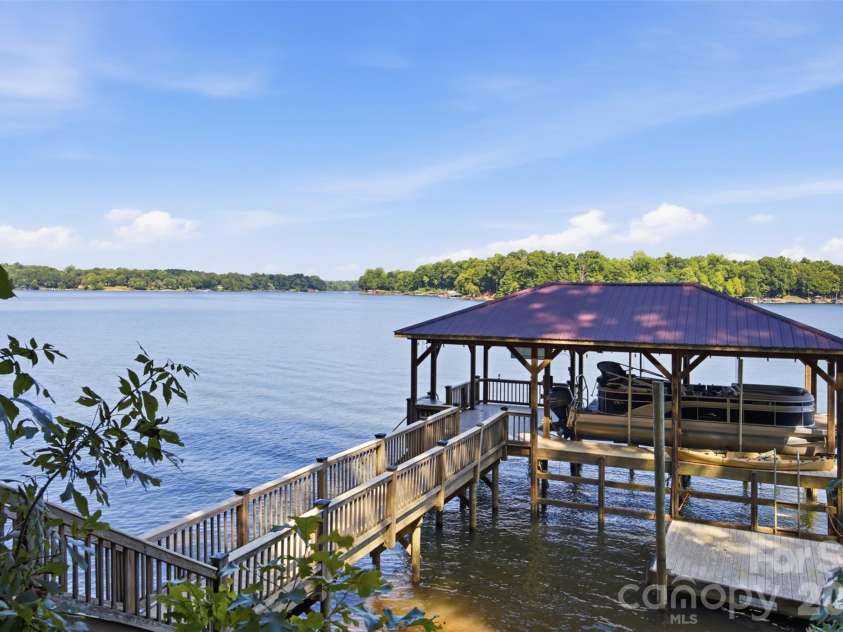 221 Whiterock Drive, Mount Holly, NC 28120.  MLS# CAR4374843, YatesRealty ID 24854. 