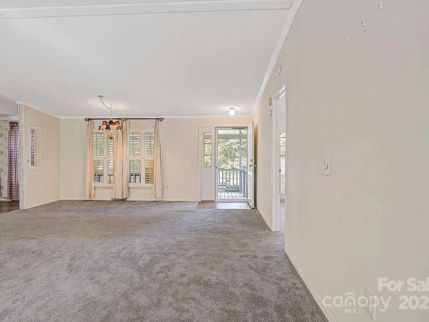 425 Knotty Pine Circle, Salisbury, NC 28146.  MLS# CAR4277180, YatesRealty ID 24857. 