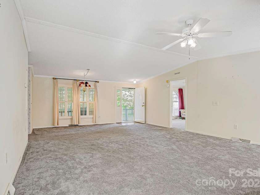 425 Knotty Pine Circle, Salisbury, NC 28146.  MLS# CAR4277180, YatesRealty ID 24857. 