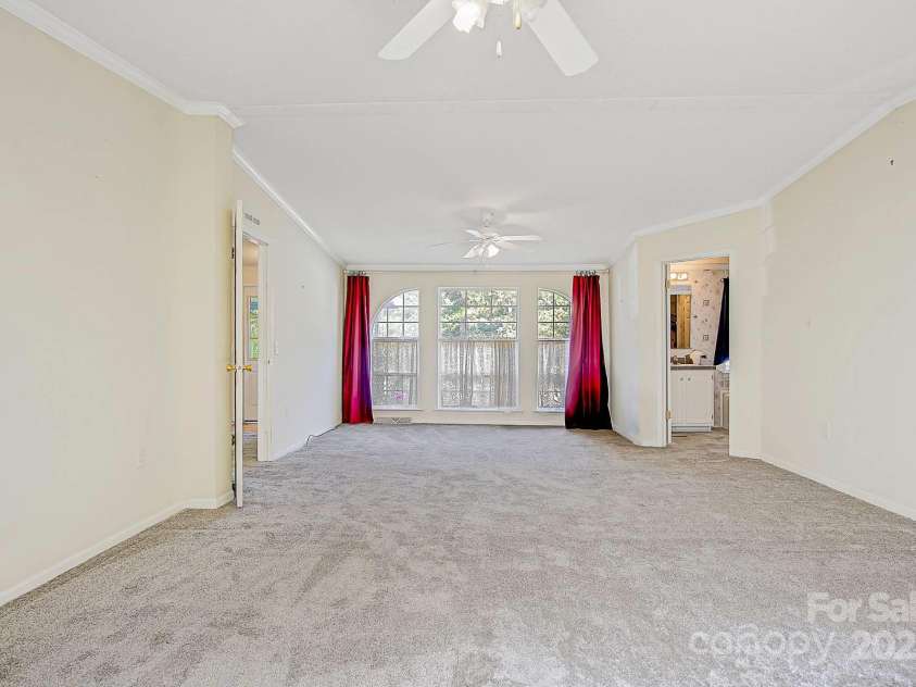 425 Knotty Pine Circle, Salisbury, NC 28146.  MLS# CAR4277180, YatesRealty ID 24857. 