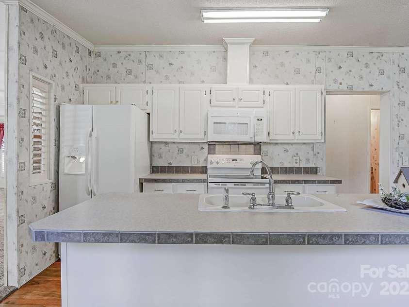 425 Knotty Pine Circle, Salisbury, NC 28146.  MLS# CAR4277180, YatesRealty ID 24857. 