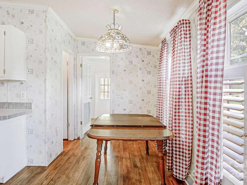 425 Knotty Pine Circle, Salisbury, NC 28146.  MLS# CAR4277180, YatesRealty ID 24857. 